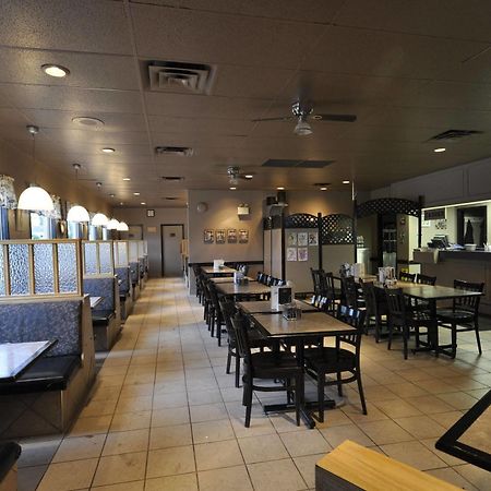 Beaverlodge Motor Inn المظهر الخارجي الصورة